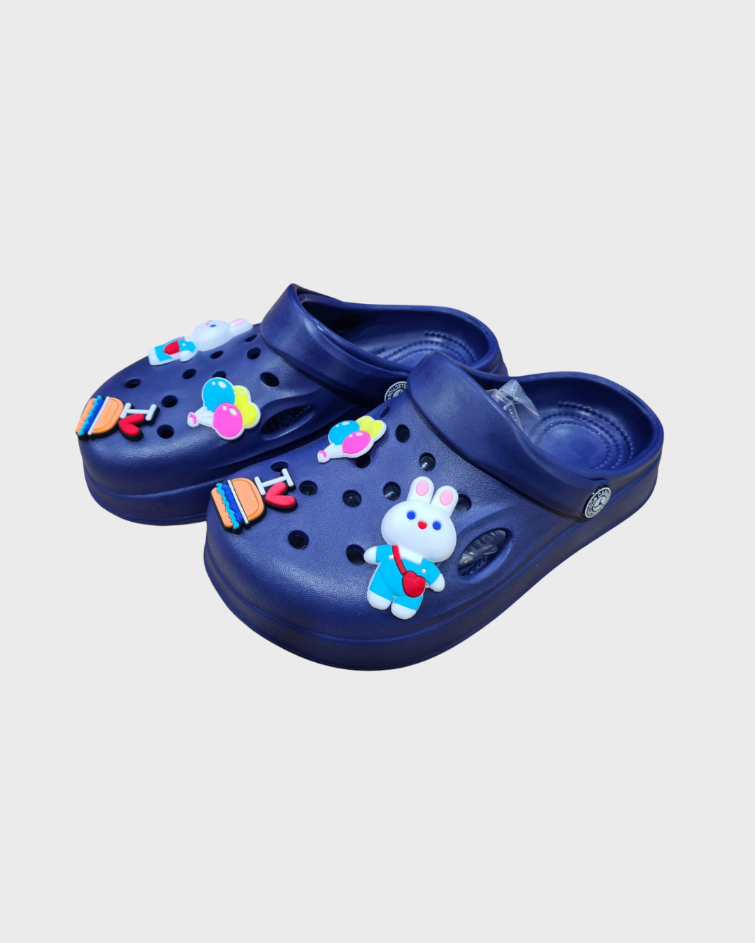 Chalas tipo Crocs de niño con Pines